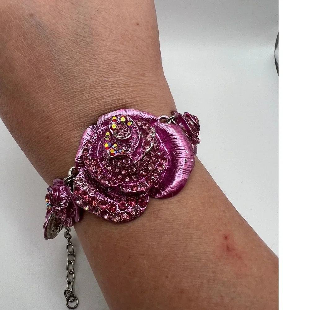 Pink Shimmery 3D Metal Flower Link Bracelet Y2K Coquette Boho Pink Metal